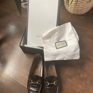 GUCCI loafers size 38 1/2 preloved hood condition